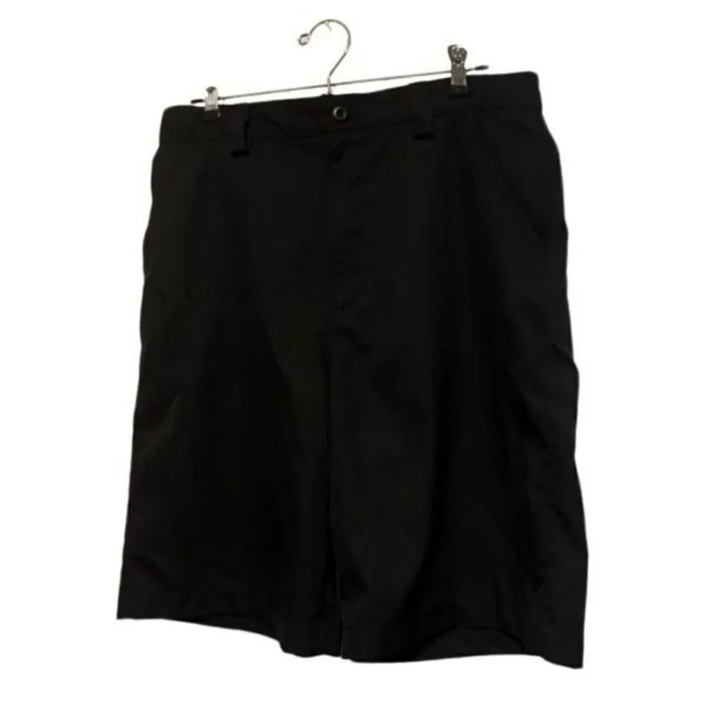 Under Armour Size 32 Golf Coaching Umpire Black Shorts
